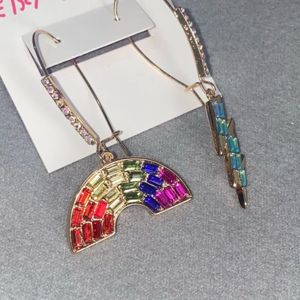 Betsey Johnson Rainbow & Lightning Bolt Earrings NWT - Picture 2 of 13